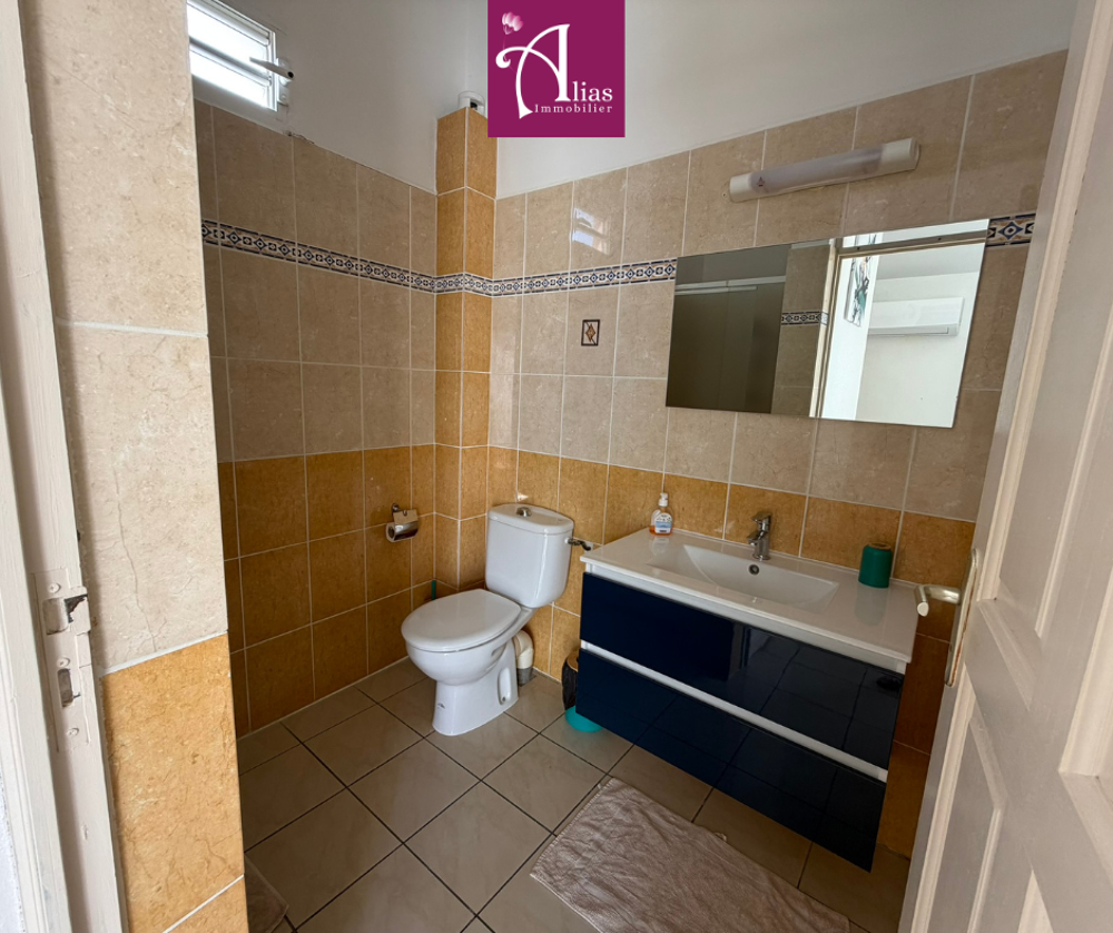 Location Appartement À louer - Studio vue mer - Dernier étage - Bourg du Moule (97160) Le moule