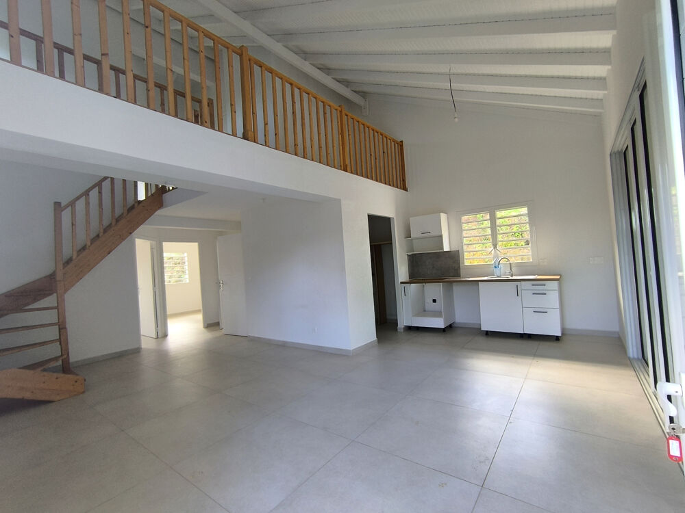 Location Maison Villa F5 récente - Secteur Vernou à Petit-Bourg Petit bourg