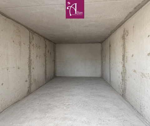   À louer - Box 16m2 - Résidence sécurisée, Bas du fort - Le Gosier 