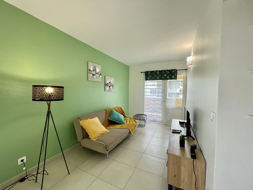 Vente Appartement VENTE EXCLUSIVE - T4 RÉNOVÉ 3EME ETAGE ASCENSEUR IMMEUBLE SECURISÉ Pointe a pitre