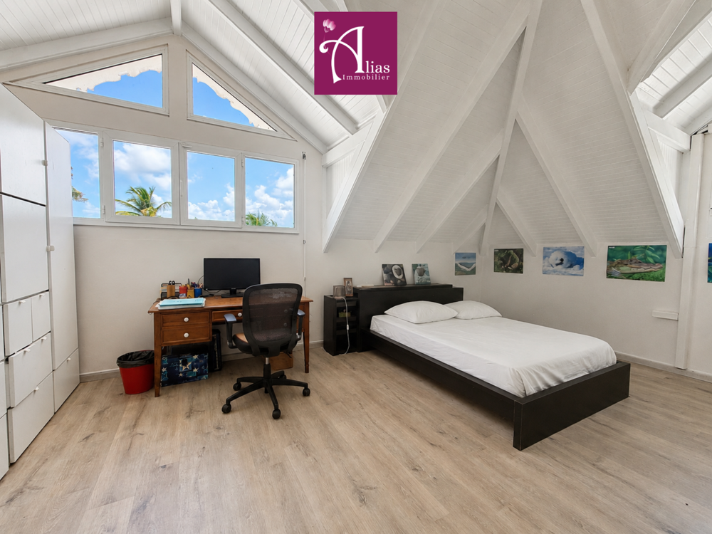à vendre  Maison Baie-Mahault (97122)