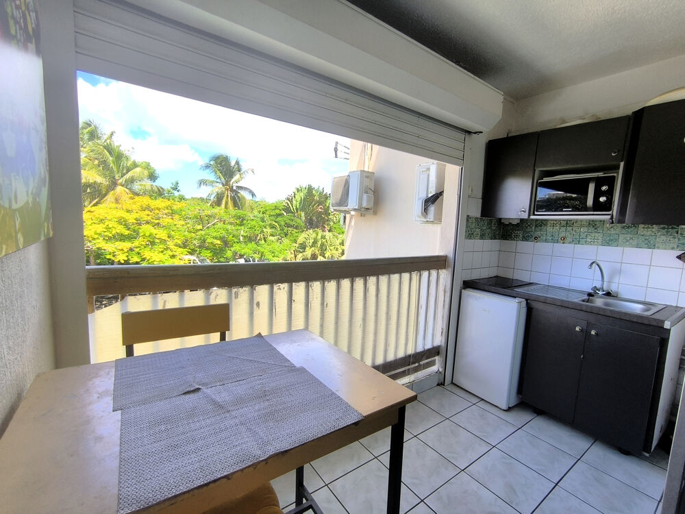 Location Appartement Studio meublé Résidence sécurisée avec piscine Bas du Fort Le gosier