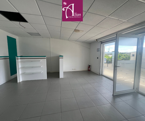   � louer - Local professionnel 67m2 - 1er �tage - Jarry 