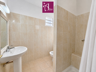  Maison à louer 4 pièces 140 m²