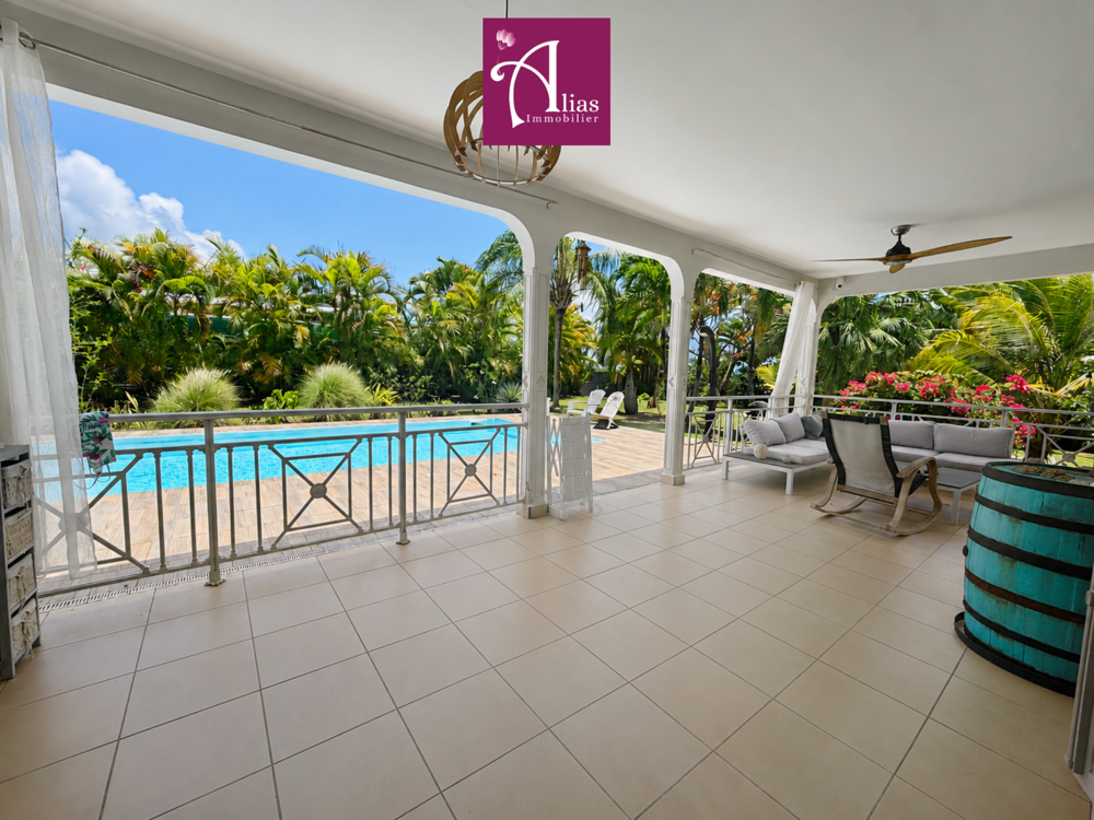 à vendre  Maison Baie-Mahault (97122)