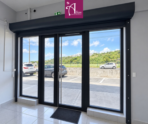 &Agrave; louer   Local commercial 132 m2 avec excellente visibilit&eacute; &agrave; Baillif (97123) 3168 97123 Baillif