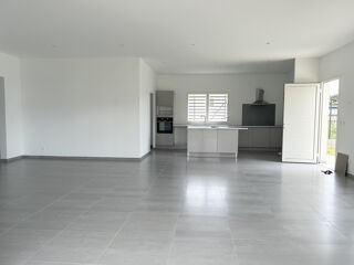  Maison � louer 5 pi�ces 150 m�