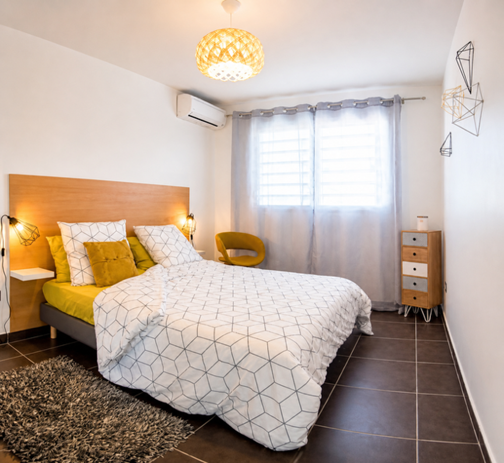 Vente Appartement À vendre   Appartement T3 RDC   Le Moule   Secteur Royal Key   Proche plage Le moule