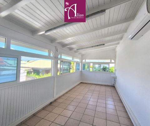 &Agrave; louer - Local professionnel 28 m2   Trioncelle, Baie-Mahault   Proche Destreland 750 97122 Baie mahault