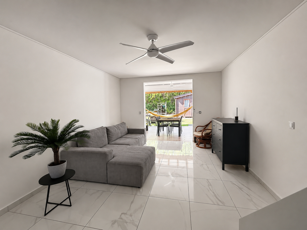 Vente Immeuble Immeuble de rapport au Gosier Périnet   3 duplex loués   Terrain 2020 m2   Rentabilité attractive Le gosier
