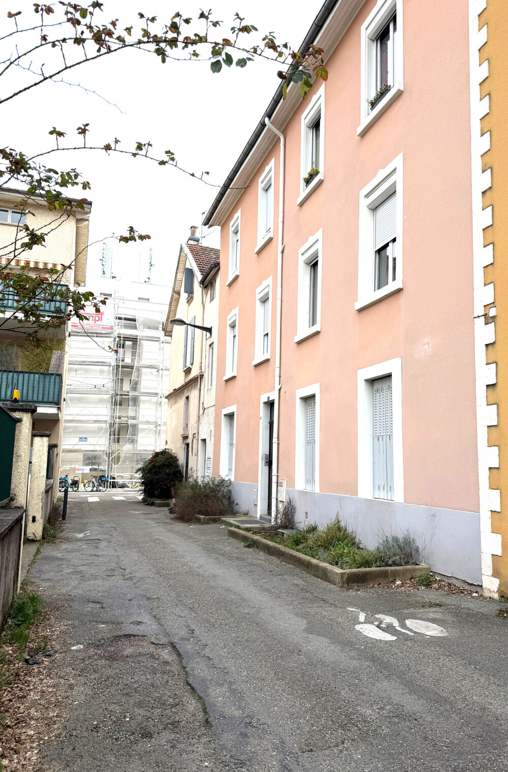 GRENOBLE, 2 P+c équipée