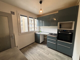  Appartement � louer 4 pi�ces 76 m�