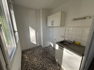  Appartement à louer 1 pièce 27 m²