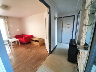 Appartement à louer 3 pièces 53 m²