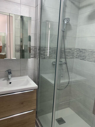  Appartement à louer 3 pièces 67 m²