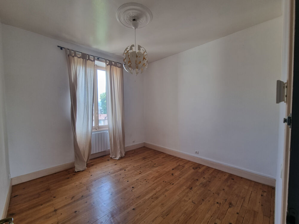 Location Appartement GRENOBLE - Appartement  3 Pièces + Cuisine Grenoble