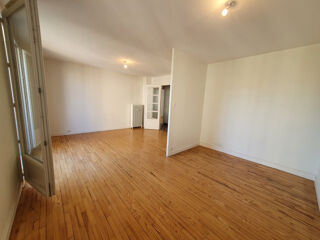  Appartement à louer 3 pièces 63 m²