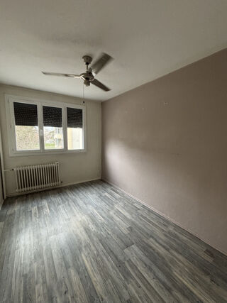  Appartement � louer 4 pi�ces 76 m�