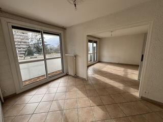  Appartement � louer 4 pi�ces 76 m�