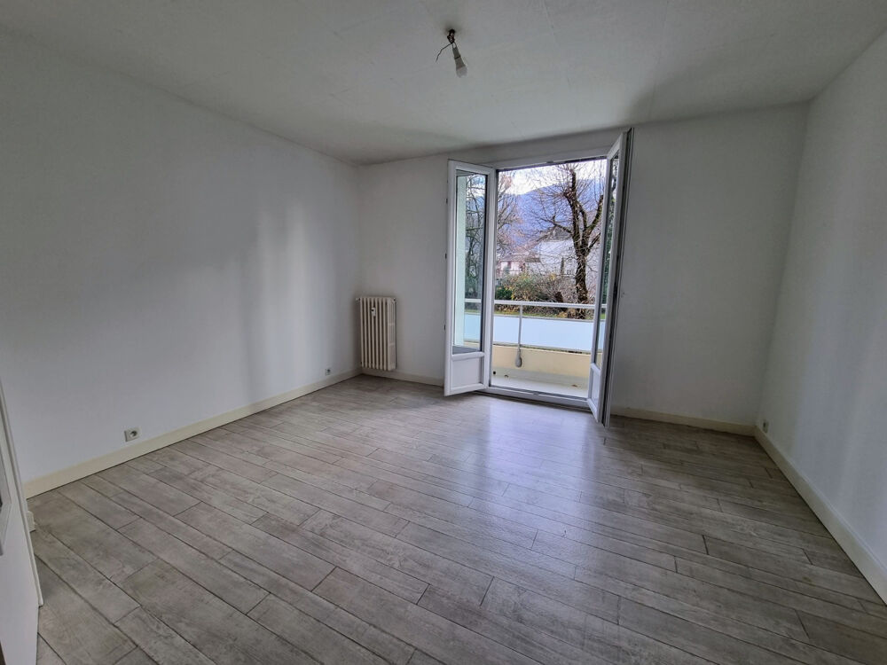 Gières T3 avec balcon 52m2 et parking