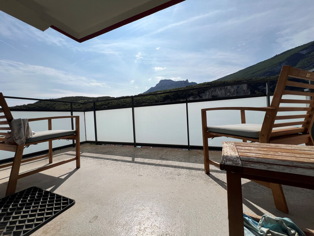 Appartement 5 pièces 99 m² · à Fontaine · 99 m² · 195 000 €