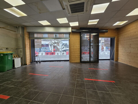 GRENOBLE CENTRE   LOCAL COMMERCIAL D'ENVIRON 90 M2 160000 38000 Grenoble