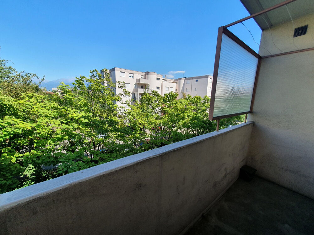 Location Appartement SEYSSINET - Grand studio 27m2 Seyssinet pariset