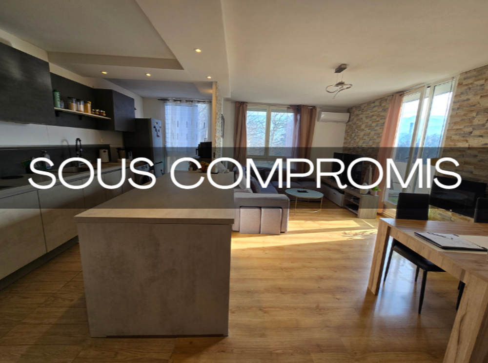 Appartement 3 pièces 68 m² · à Echirolles · 68 m² · 99 000 €