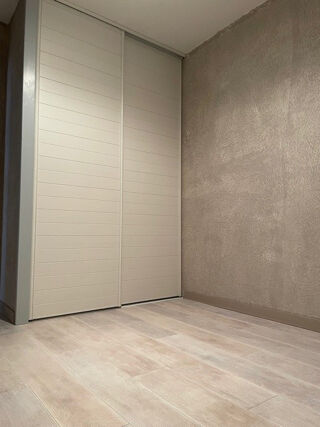  Appartement à louer 4 pièces 92 m²