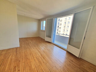  Appartement à louer 3 pièces 63 m²