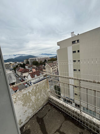 Location Appartement 3P+ Cuisine Grenoble