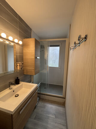  Appartement � louer 4 pi�ces 76 m�