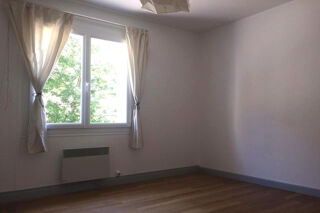 Appartement à louer 2 pièces 54 m²