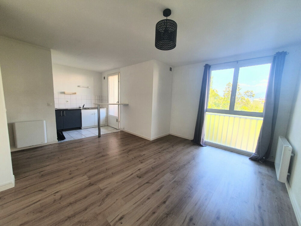 Location Appartement SEYSSINET - Grand studio 27m2 Seyssinet pariset