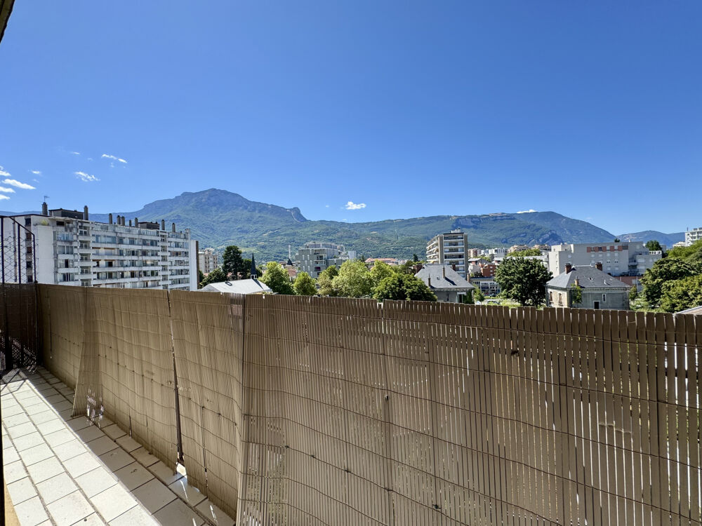 Vente Appartement Appartement T3 - 57,20m2 + cave + balcon Grenoble
