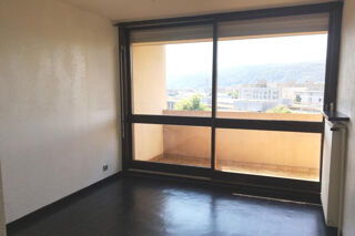  Appartement à louer 3 pièces 58 m²