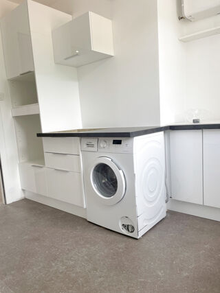  Appartement à louer 4 pièces 63 m²
