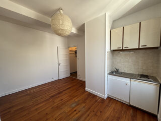  Appartement à louer 1 pièce 18 m²