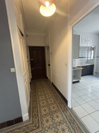  Appartement � louer 3 pi�ces 81 m�