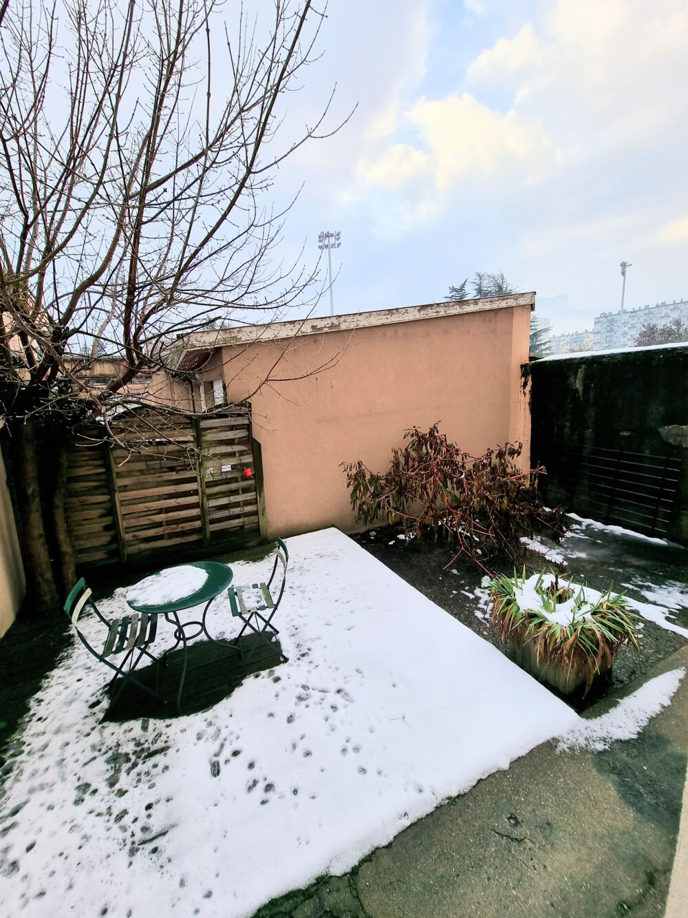 Studio meublé secteur alliés 20m2 avec terrasse