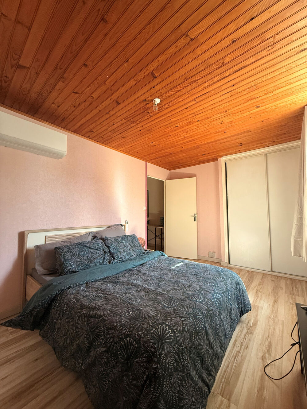 Location Maison ESTRABLIN : 400 route de l'Europe (Proximité de VIENNE)Maison de 75 m2 environ, dans grand parc ... Estrablin