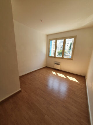  Appartement à louer 2 pièces 41 m²