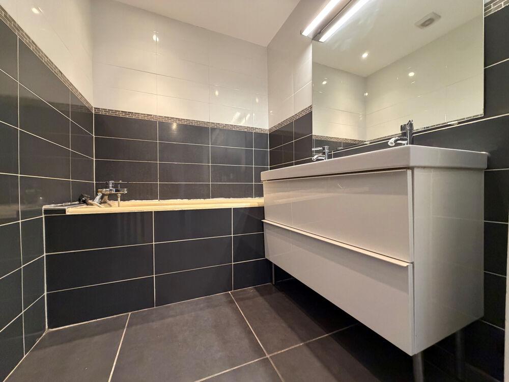 Vente Appartement GRENOBLE, 3 P+ C Grenoble