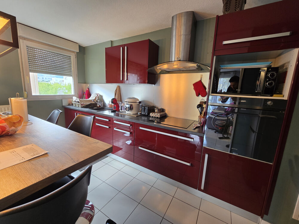 Appartement 4 pièces 81 m² · à Grenoble · 81 m² · 135 000 €