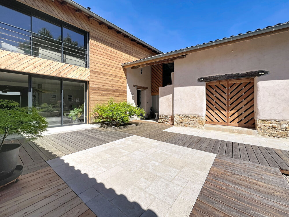 Maison 7 pièces 223 m² · à Fareins · 223 m² · 649 000 €