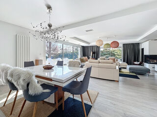  Maison à vendre 6 pièces 222 m²