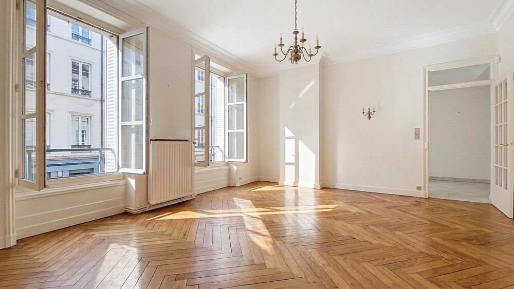 Vente Appartement Coeur Lyon 6 métro Masséna - T3 de 83m2 avec Cachet de l'Ancien - à rafraîchir - Cave Lyon 6
