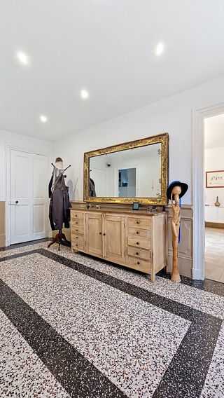  Maison � vendre 8 pi�ces 284 m�