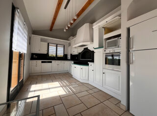  Maison  vendre 8 pices 183 m