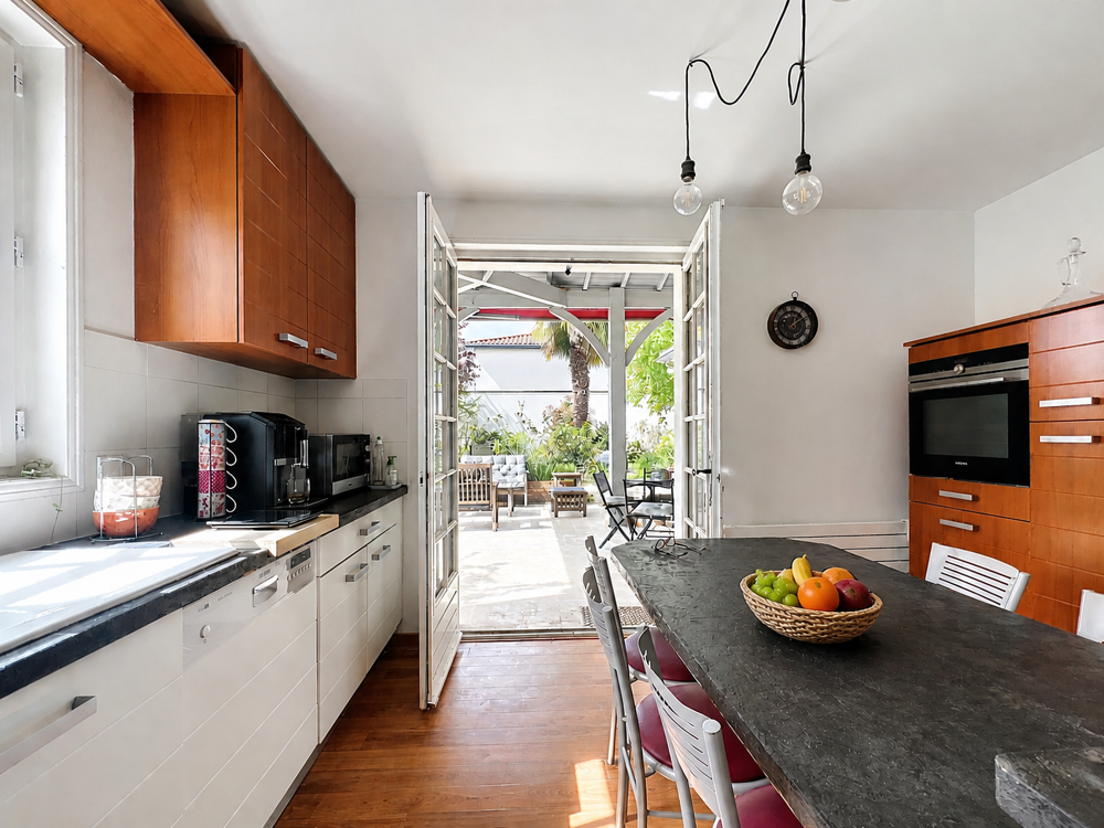 Maison familiale 180m2 - 4 chambres - Sous Sol complet - Jassans